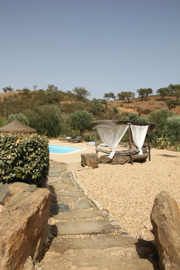 הוילה Almodôvar Corvatos Casas Do Monte מראה חיצוני תמונה